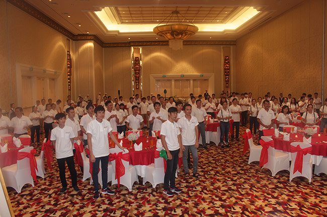 hành trình trải niệm 2 ngày 1 đêm tại The Grand Hồ Tràm Trip.